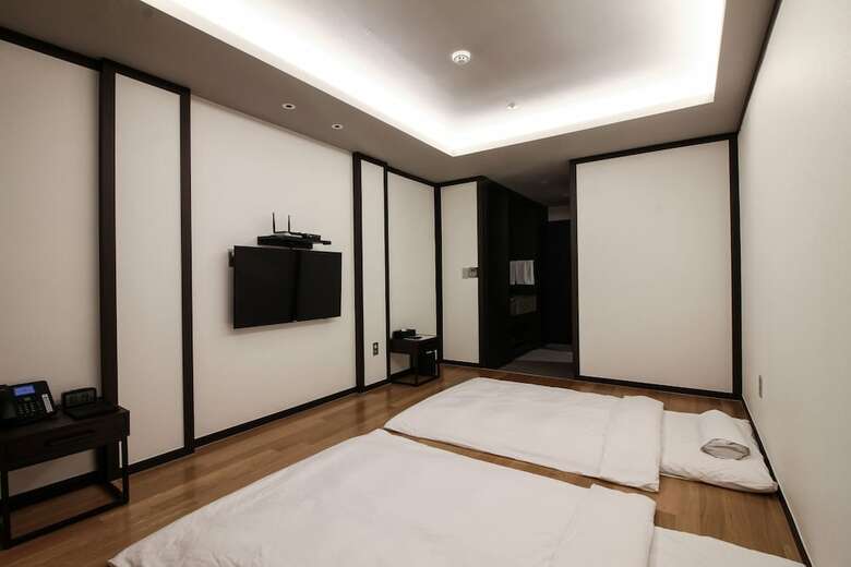 Golden Tulip Ever Yongin Hotel