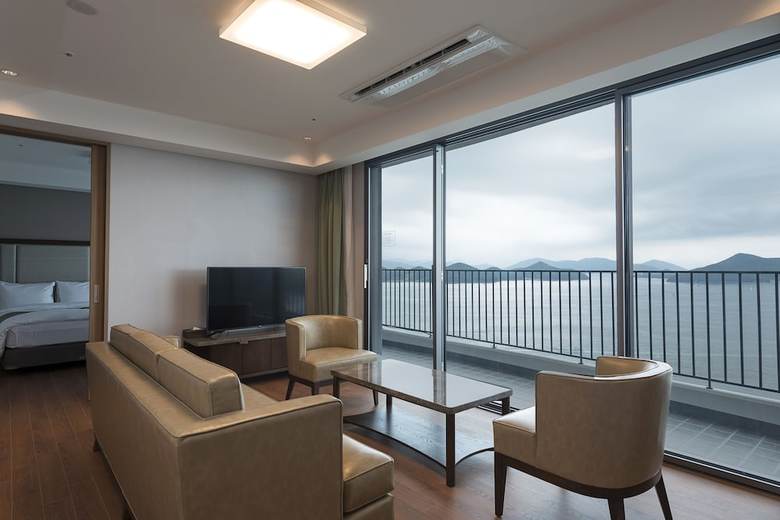 Stanford Hotel&resort Tongyeong