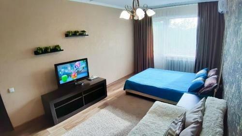Apartment On Potanin 35