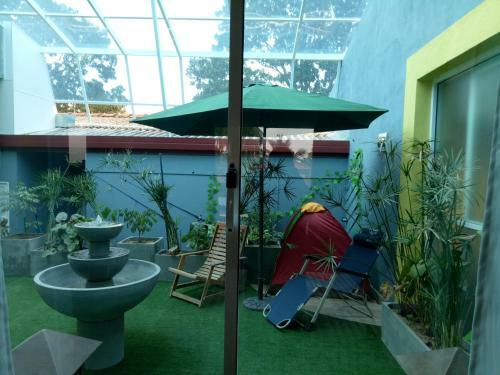 Hostal This Is It Airport Hotel And Restaurant