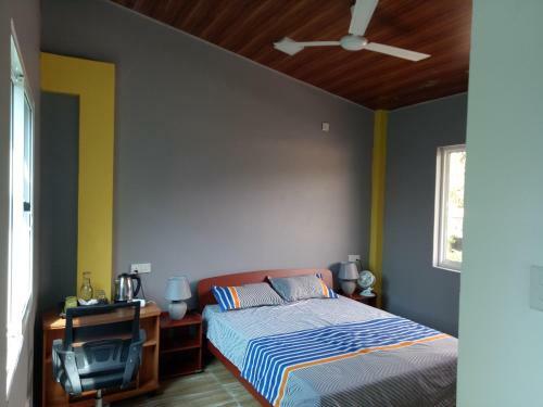 Hostal This Is It Airport Hotel And Restaurant