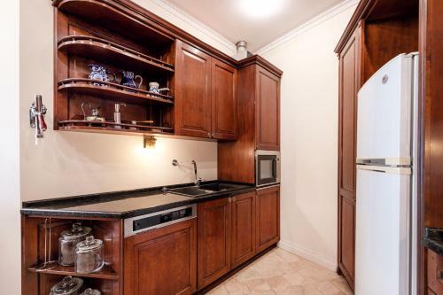 Classy Old Town Apartments