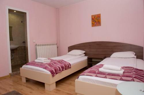 Hotel St.st. Constantine And Helena