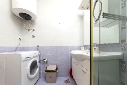 Apartments Lux Milano, Savina,herceg-novi