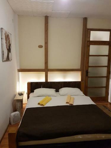 Belette Apartments