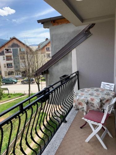 Apartmani Alo Alo (kod Mikija)