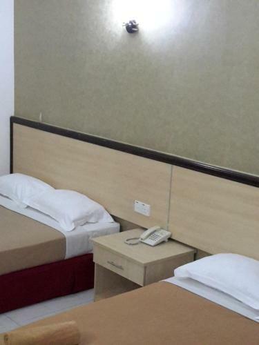 Hotel Tanjung Demong Beach Resort