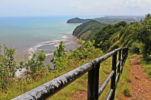 Hotel Tanjung Demong Beach Resort