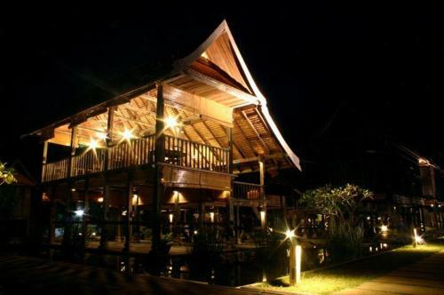 Hotel Terrapuri Heritage Village, Penarik