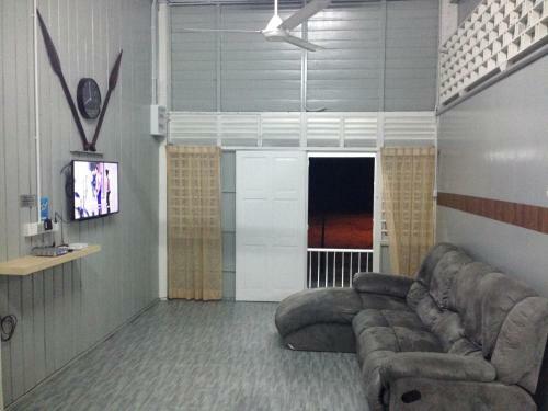 Hostal Ila Homestay Kuala Besut Jetty