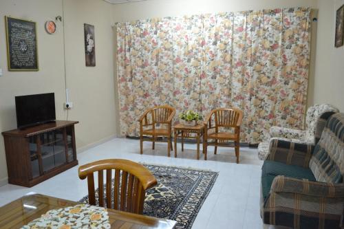 Hostal Leyna Guesthouse Kota Bharu