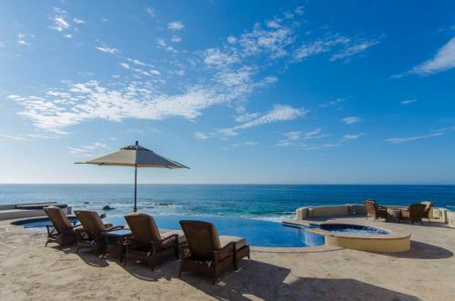 Beachfront Villa Near Great Surfing Villa Kash 3br