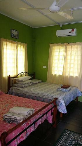 Dhia Irdina Homestay