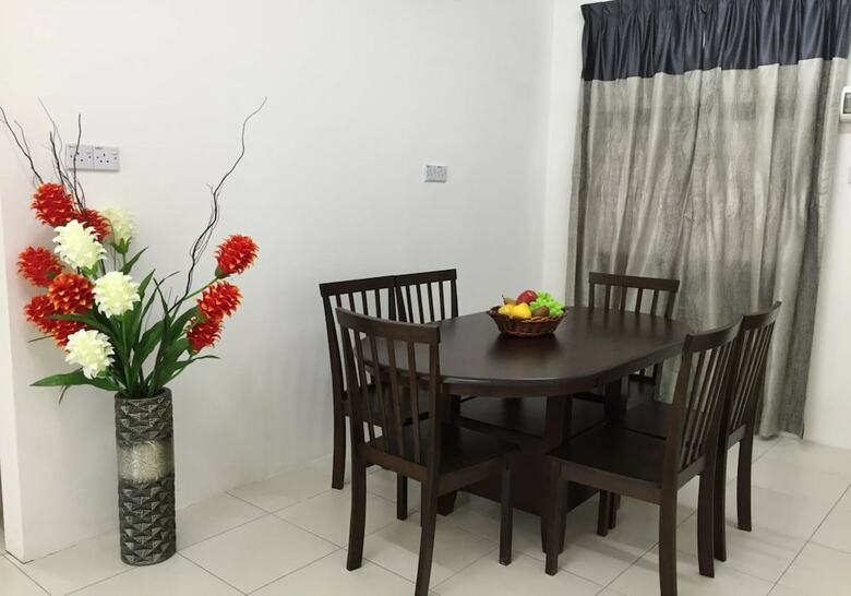 Apartamentos Bistari Homestay
