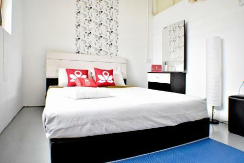 Hotel Zen Rooms Carnarvon Street