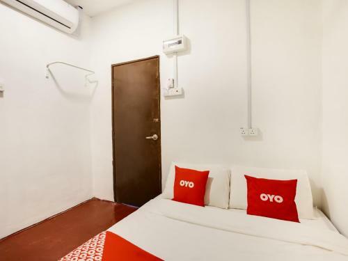 Hotel Oyo 89414 Pengkalan Housz