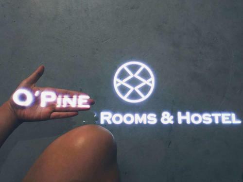 O'pine Rooms & Hostel