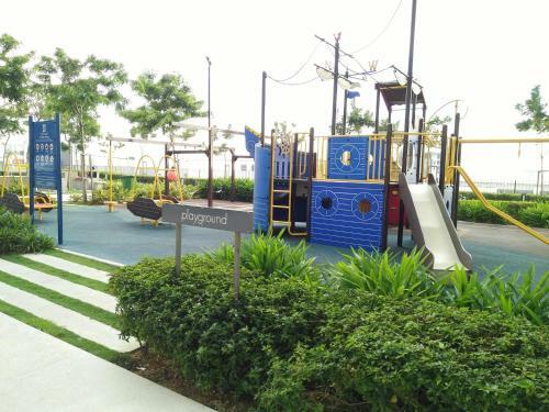 Apartamentos Euzmo Residences @ Trefoil Setia Alam