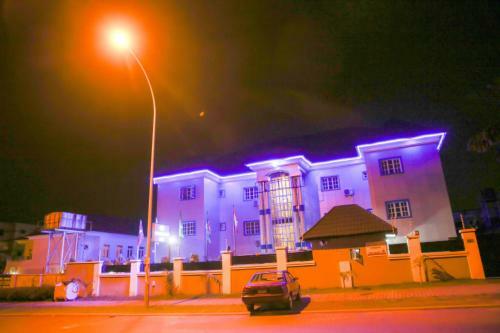 Western Dreams Hotel