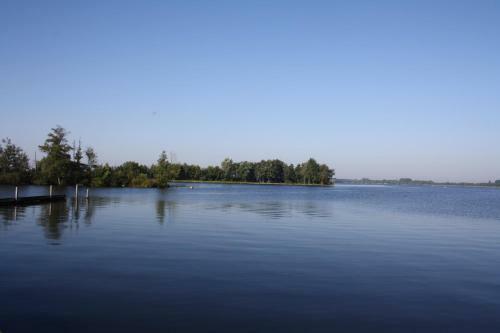Holiday Home De Zuwe - Loosdrecht