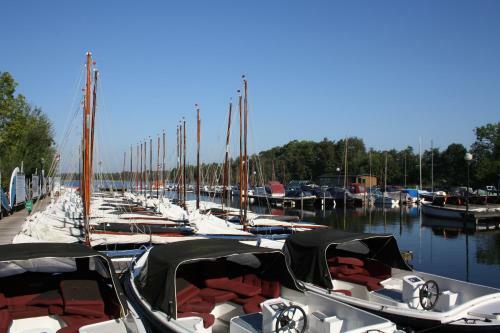 Holiday Home De Zuwe - Loosdrecht