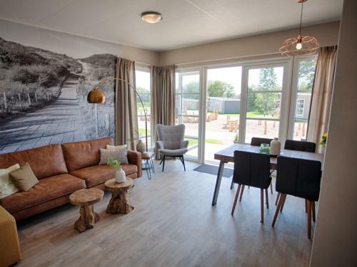 Holiday Home Rcn Toppershoedje.4