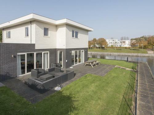Spacious Holiday Home In Harderwijk With Sauna