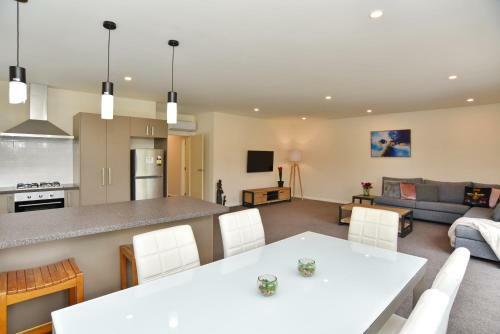 Weston Villa - Christchurch Holiday Homes