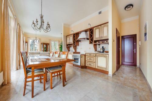 Apartamenty Sun & Snow Zach�d S?o?ca