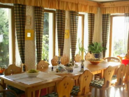 Hostal Farma Zdrowia
