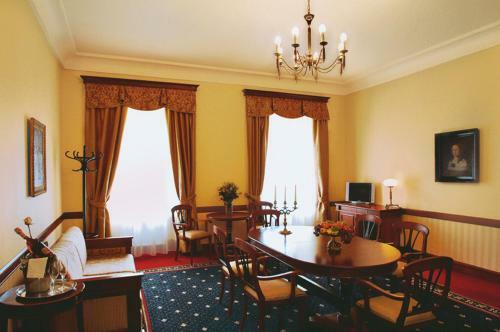 Hotel Zamek Na Skale