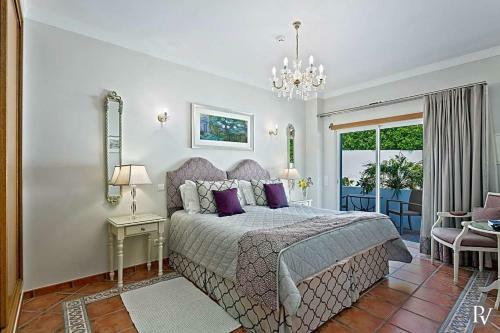 Valverde Villa Sleeps 21 Pool Air Con Wifi