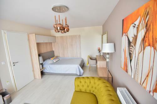 Apartamento Your Home At Coresi Mall