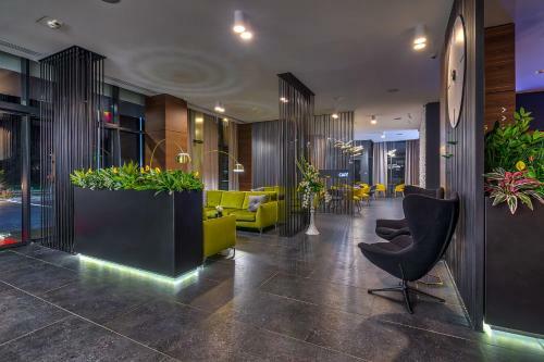 Nyota Hotel & Conference Center