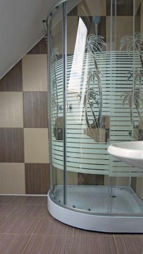 Hostal Sura Pietrei Craiului