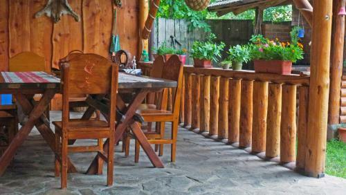 Hostal Sura Pietrei Craiului