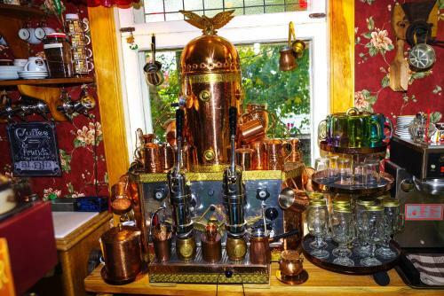 Bed & Breakfast G�te Et Caf� De La Tour
