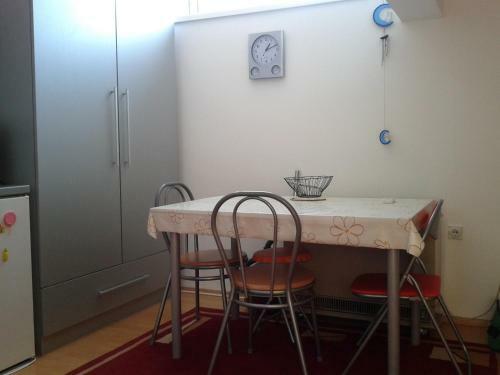 Studio Apartment Pinos