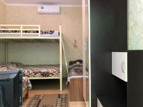Hostal Guest House On Samburova 279