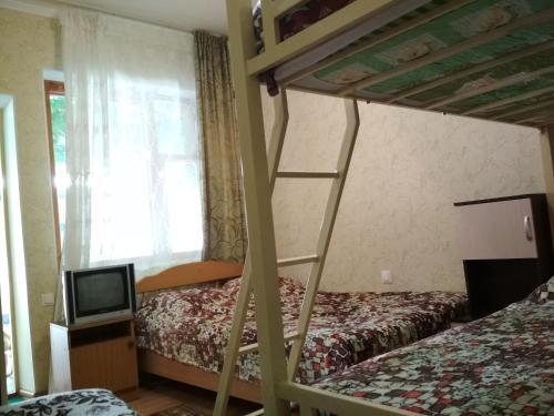 Hostal Guest House On Samburova 279
