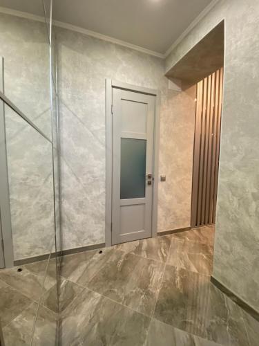 Apartment ? ????