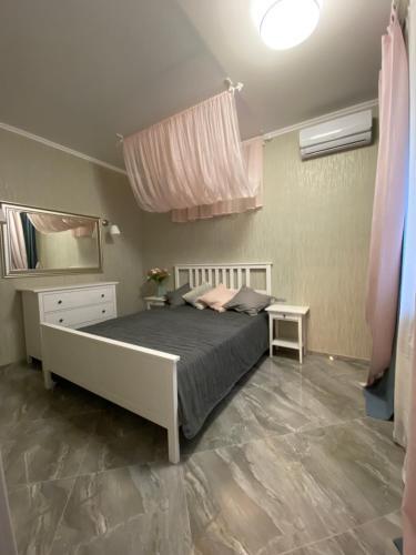 Apartment ? ????