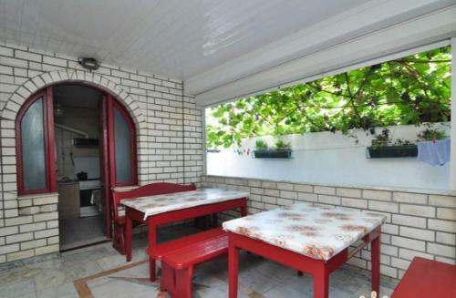 Hostal Astra Guest House