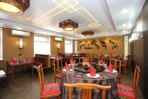 Zhemchuzhina Vostoka Hotel
