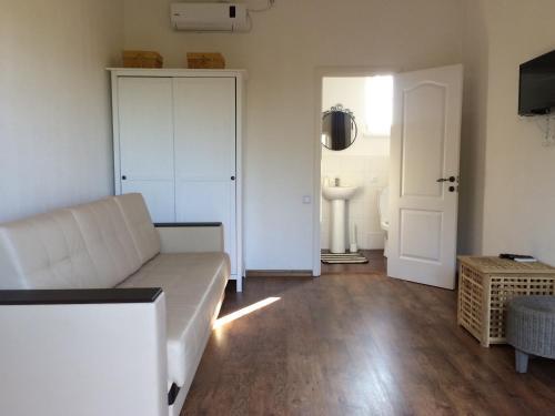 Hostal Sovy Guest House