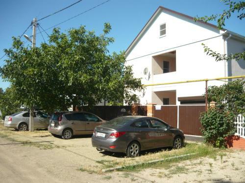 Hostal Guest House Azov