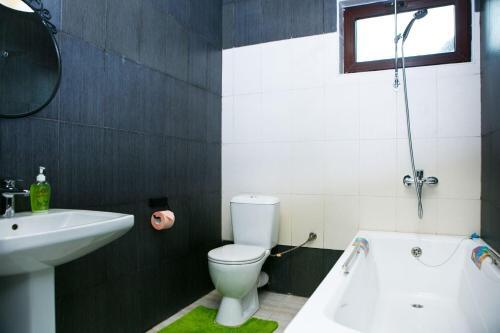 Hostal Guest House On Beryozovaya 72