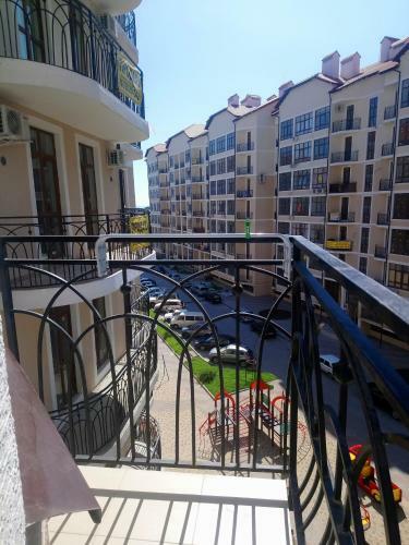Hostal Apartment On Krymskaya Street