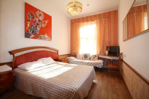 Hotel Bichaikhanov Palace