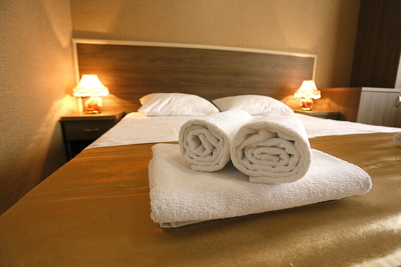 Hotel Ritsa Hall